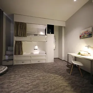 Downtown Boutique Hostal